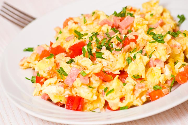 Scrambled Eggs For Kids - Clean Eating with kids