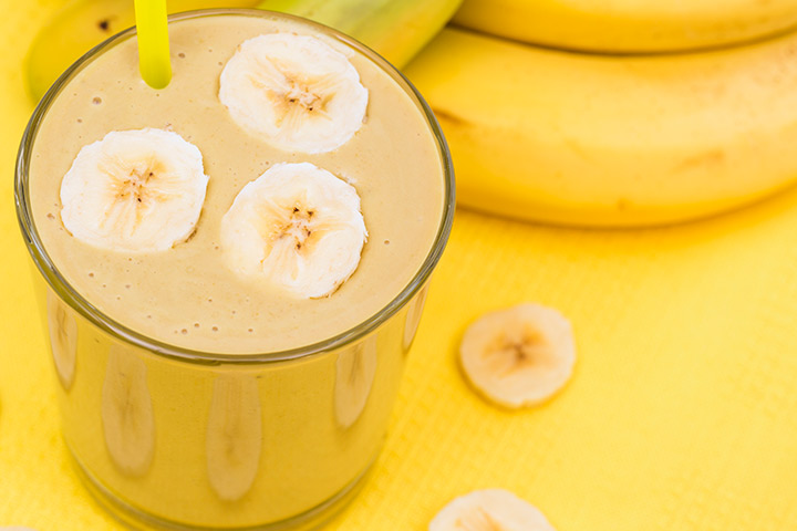 http://www.momjunction.com/wp-content/uploads/2014/10/Banana-Smoothie.jpg