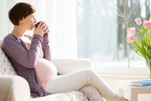 it-is-safe-to-drink-decaf-tea-during-pregnancy-pregnancy-food-baby