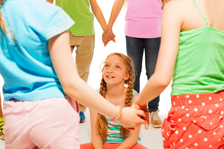 17 Best Group Games For Kids