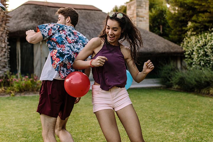 25 Fun Games for Couples to Play - Parade