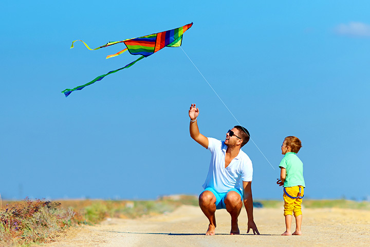 [Image: Steps-To-Fly-A-Kite-With-Your-Kid.jpg]