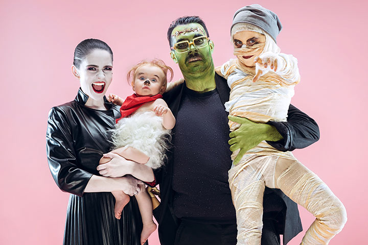 21 Best Family Costume Ideas