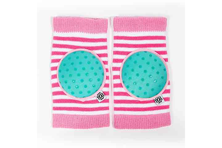 https://www.momjunction.com/wp-content/uploads/2020/06/Bella-Tunno-Baby-Crawling-Knee-Pads.jpg