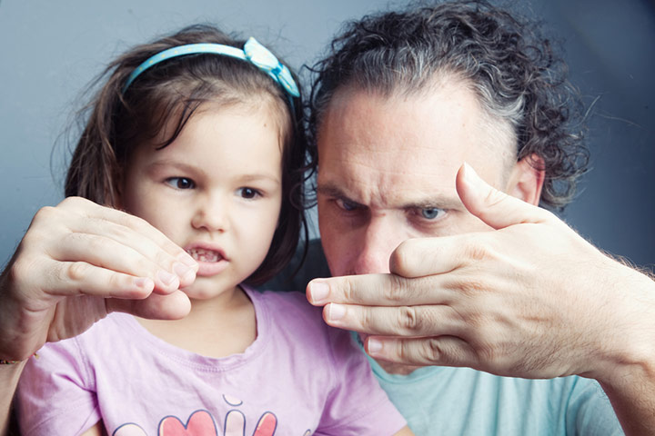 15 Best Hand Games For Kids (Other Than Hand Clapping)