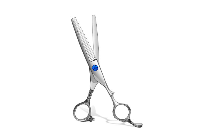 https://www.momjunction.com/wp-content/uploads/2020/12/iBealous-Hair-Thinning-Scissors.jpg