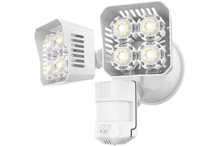 https://www.momjunction.com/wp-content/uploads/2021/02/Sansi-LED-Security-Light.jpg