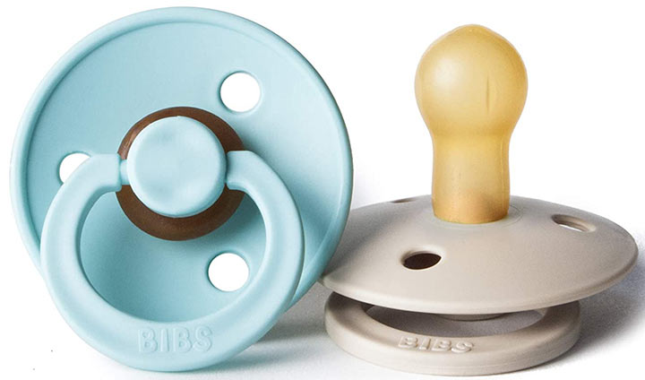 The Best Pacifiers for Breastfed Babies - Baby Chick