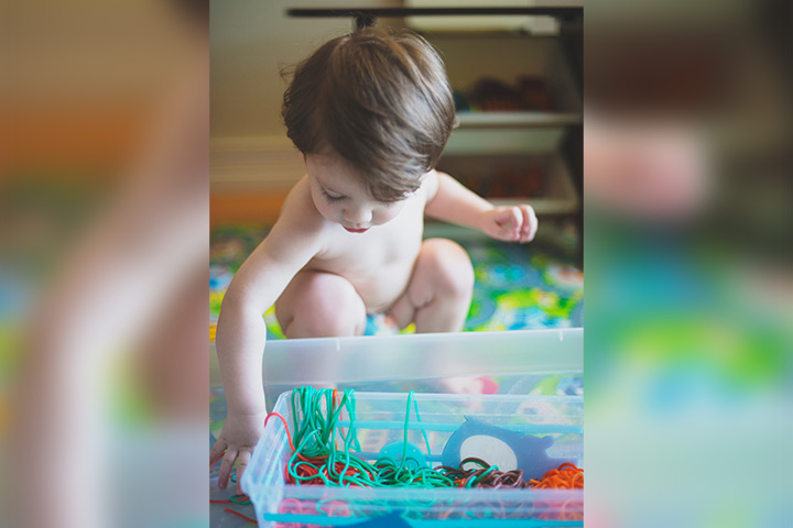 How To Entertain Your Child with Mess-Free Baby Art Activities