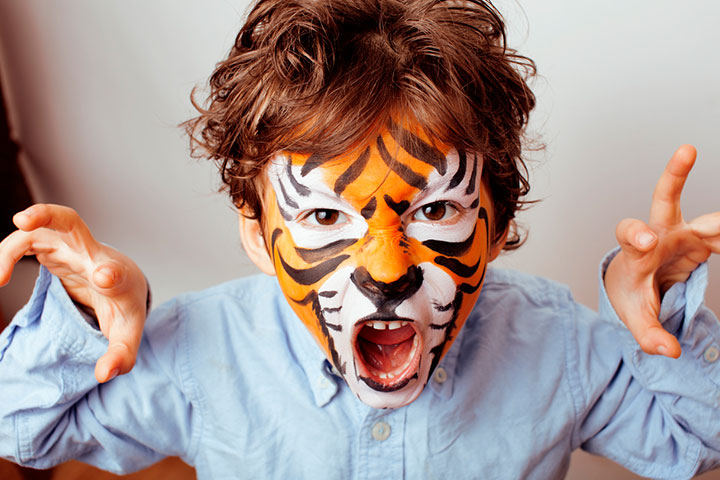 Pink tiger face paint  Tiger face paints, Face painting, Face painting  designs
