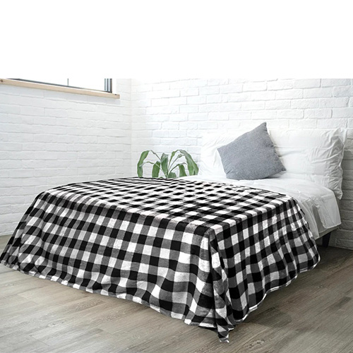 https://www.momjunction.com/wp-content/uploads/2023/04/Pavilia-Flannel-Fleece-Blanket.jpg