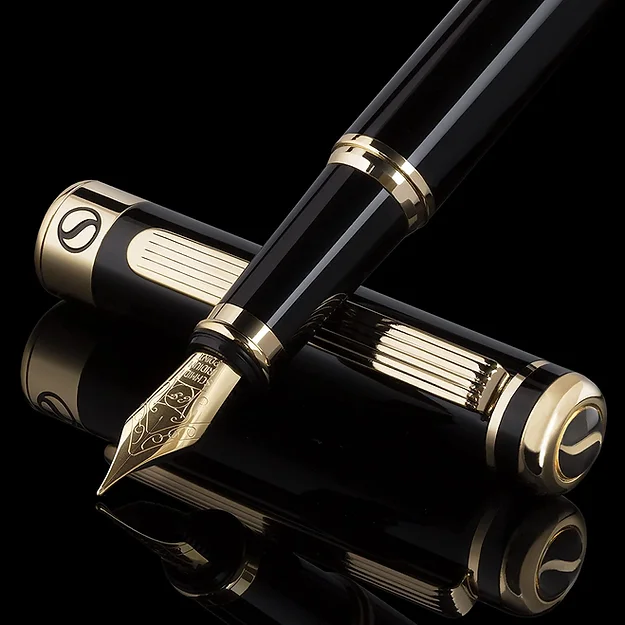 https://www.momjunction.com/wp-content/uploads/product-images/scriveiner-black-lacquer-fountain-pen_afl2081.webp